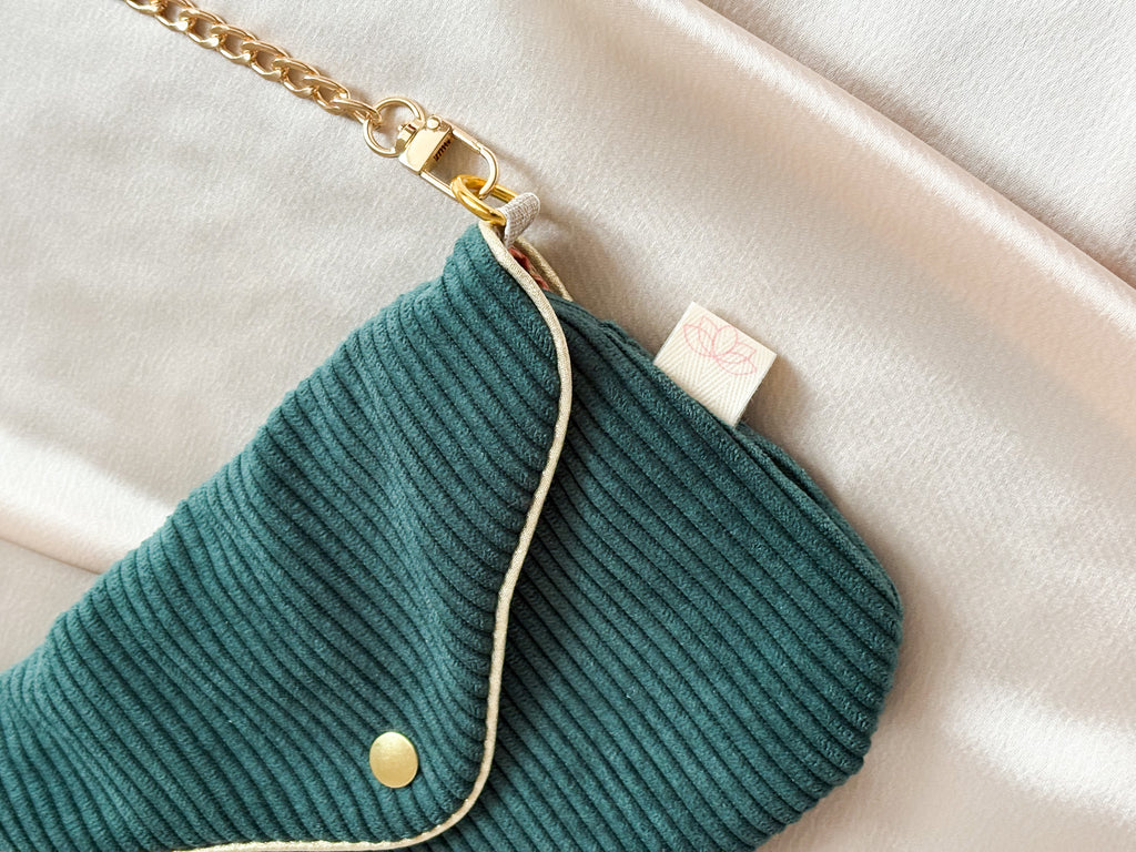 Juliette Clutch - Fir Green