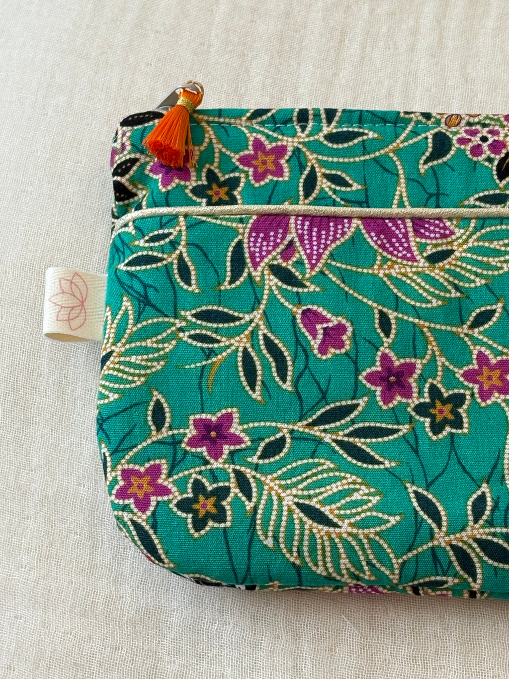 Florence Pouch - Thai Floral print