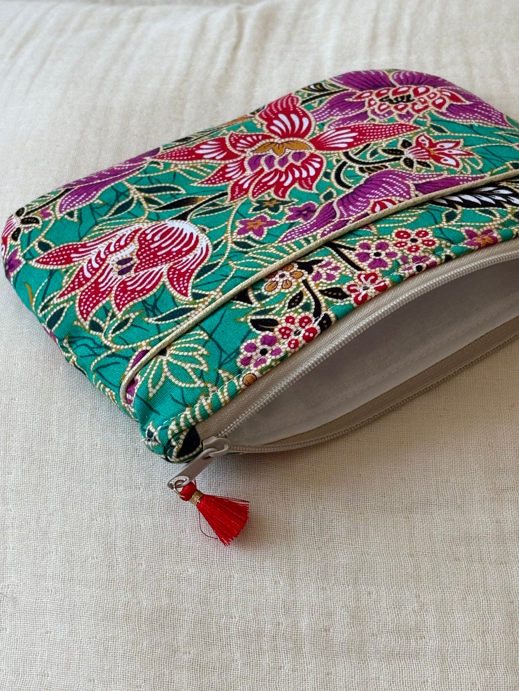 Florence Pouch - Thai Floral print