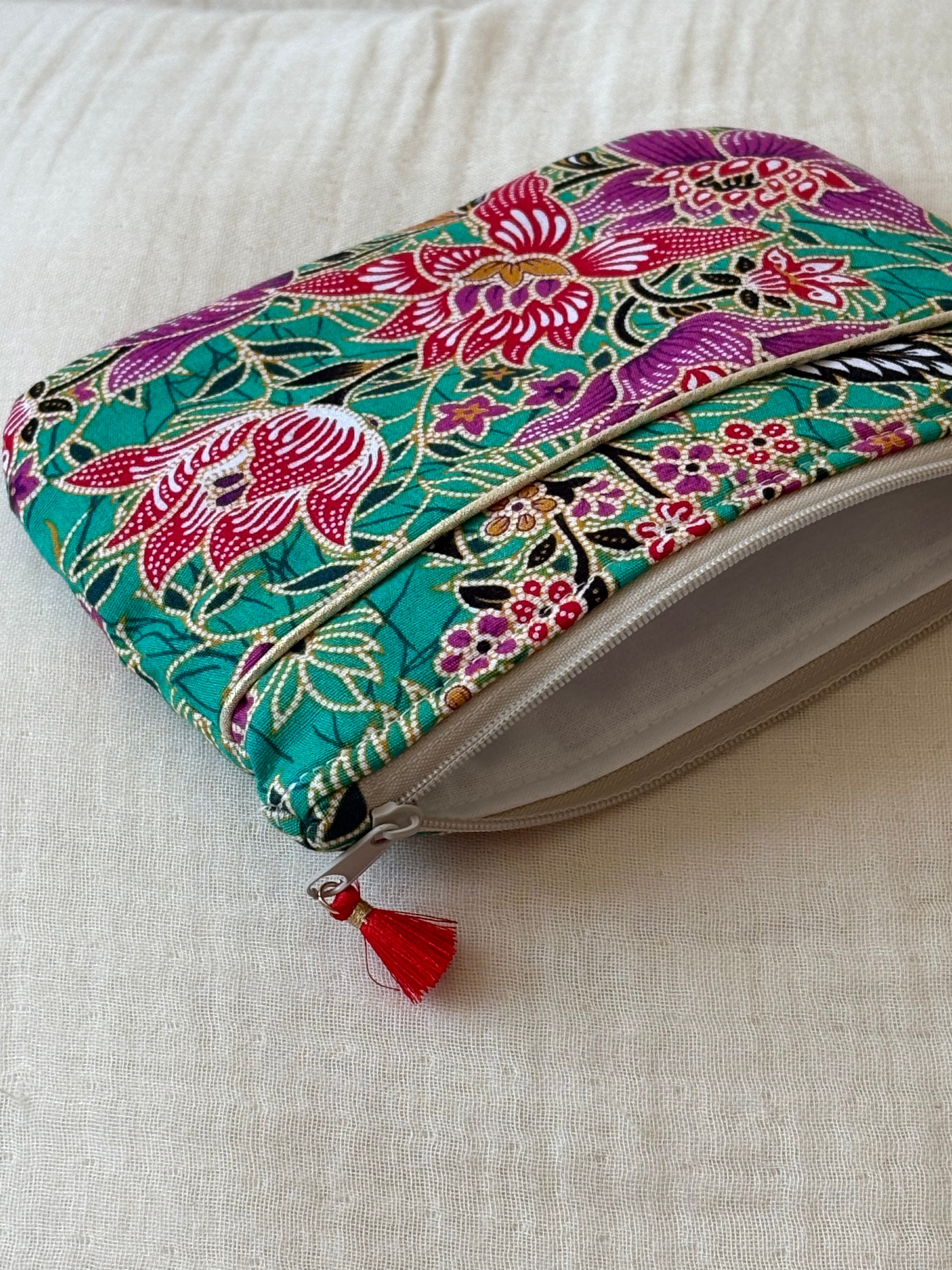 Florence Pouch - Thai Floral print