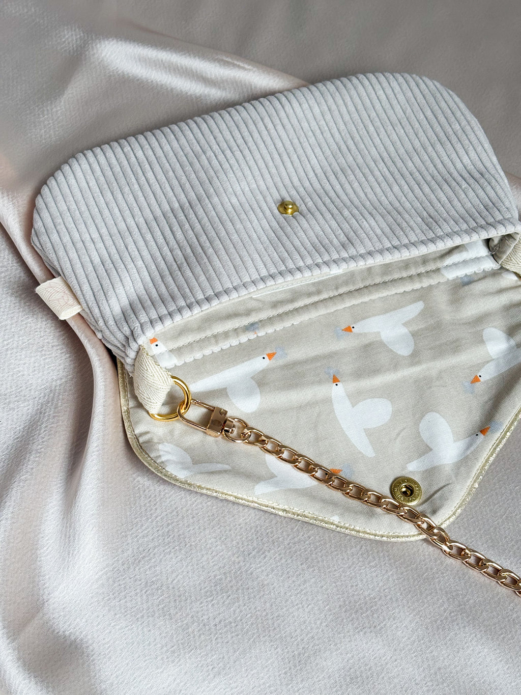 Juliette Clutch - Beige