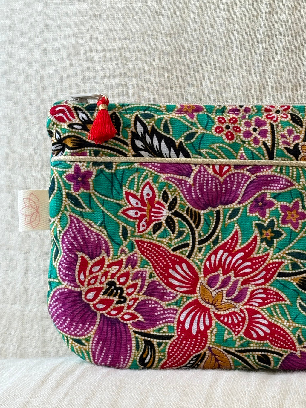 Florence Pouch - Thai Floral print